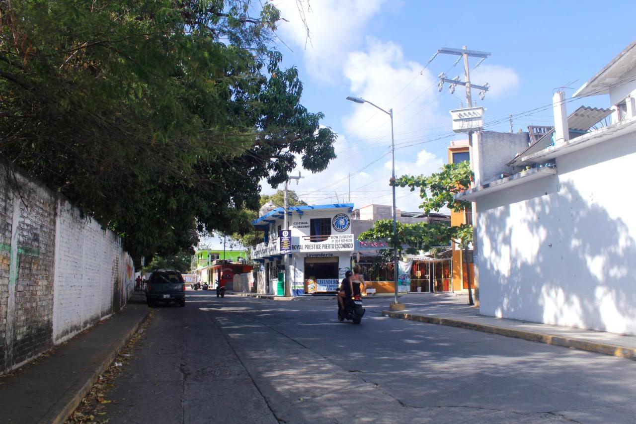 Posada Lupita Puerto Escondido  Buitenkant foto
